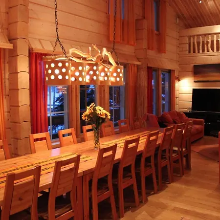 Vuosselin Kruunu Chalet *